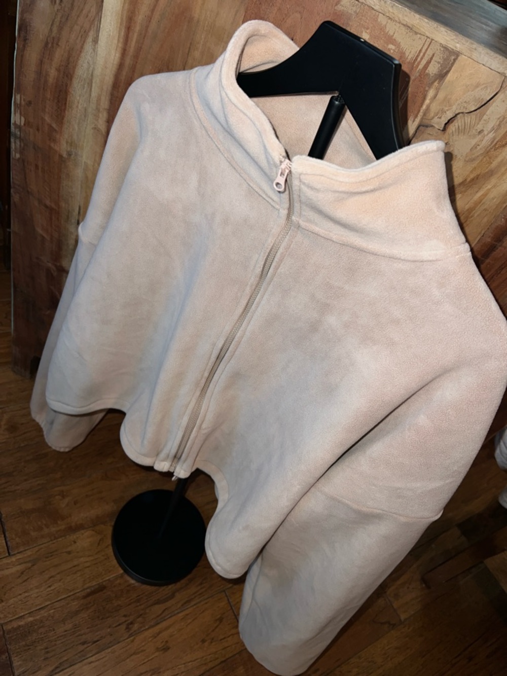 Soft Zip-Up Fleece Jacket in Light Beige expandable at waist